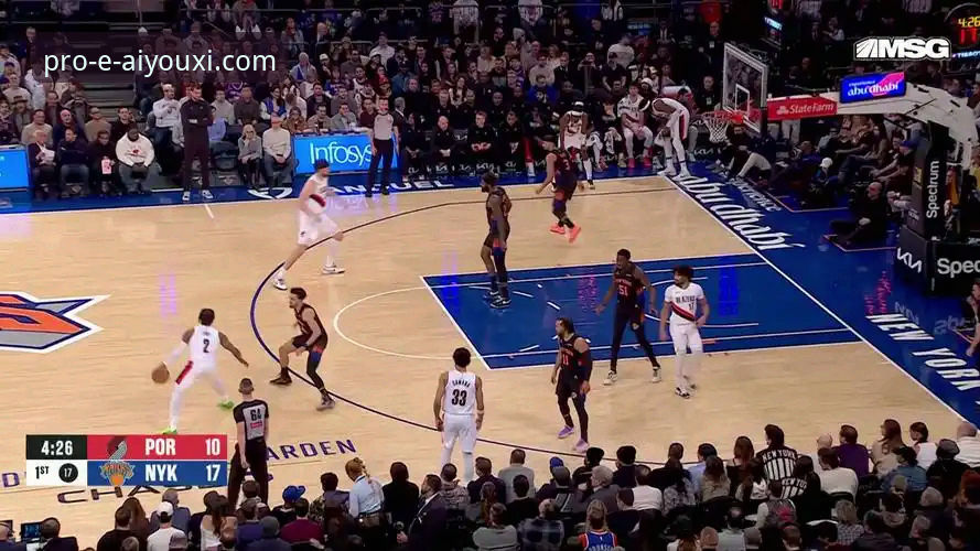 资深球迷实战心得：从火箭大胜尼克斯看赛场关键与平台观赛体验